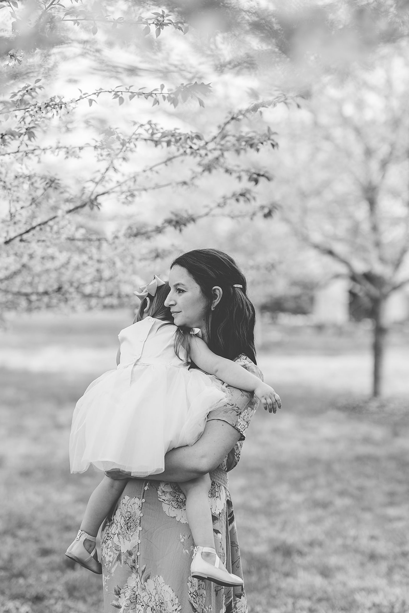 How to Decide Between Full vs. Mini Sessions - tips from DMV Family Photographer Christina Tundo Photography
