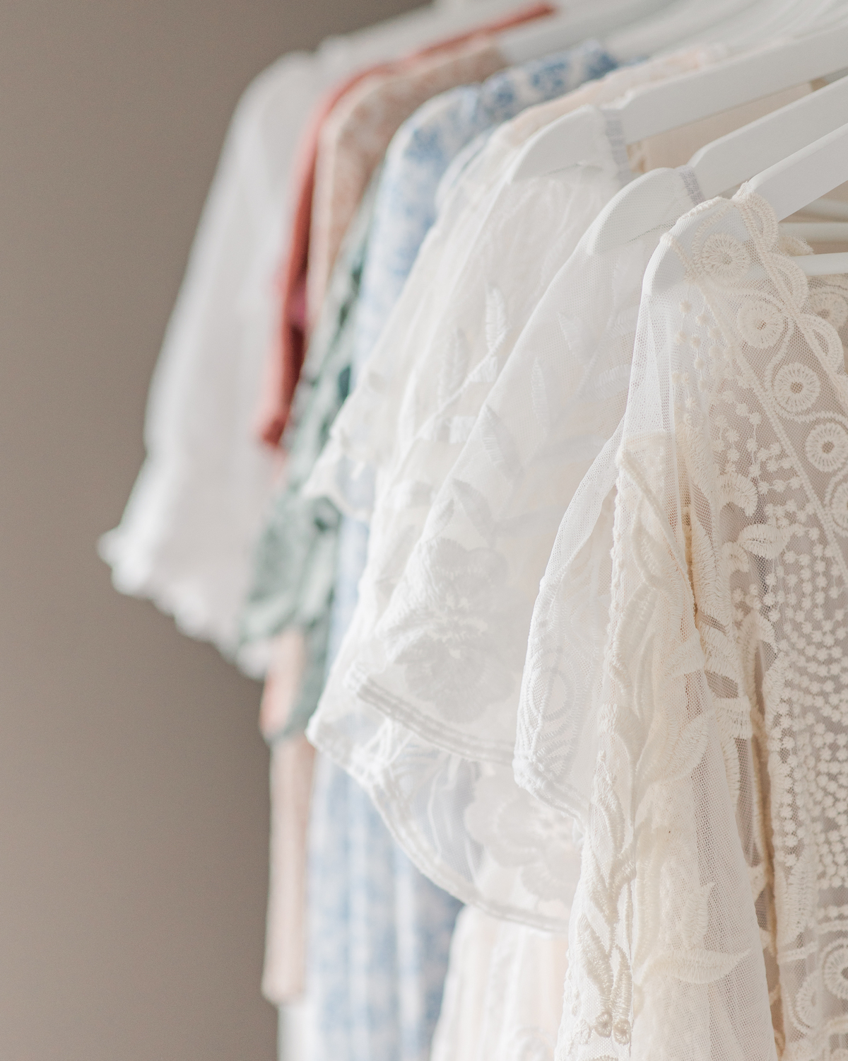 What is a Client Closet? DMV Family Photographer Christina Tundo Photography shares about her client closet for families