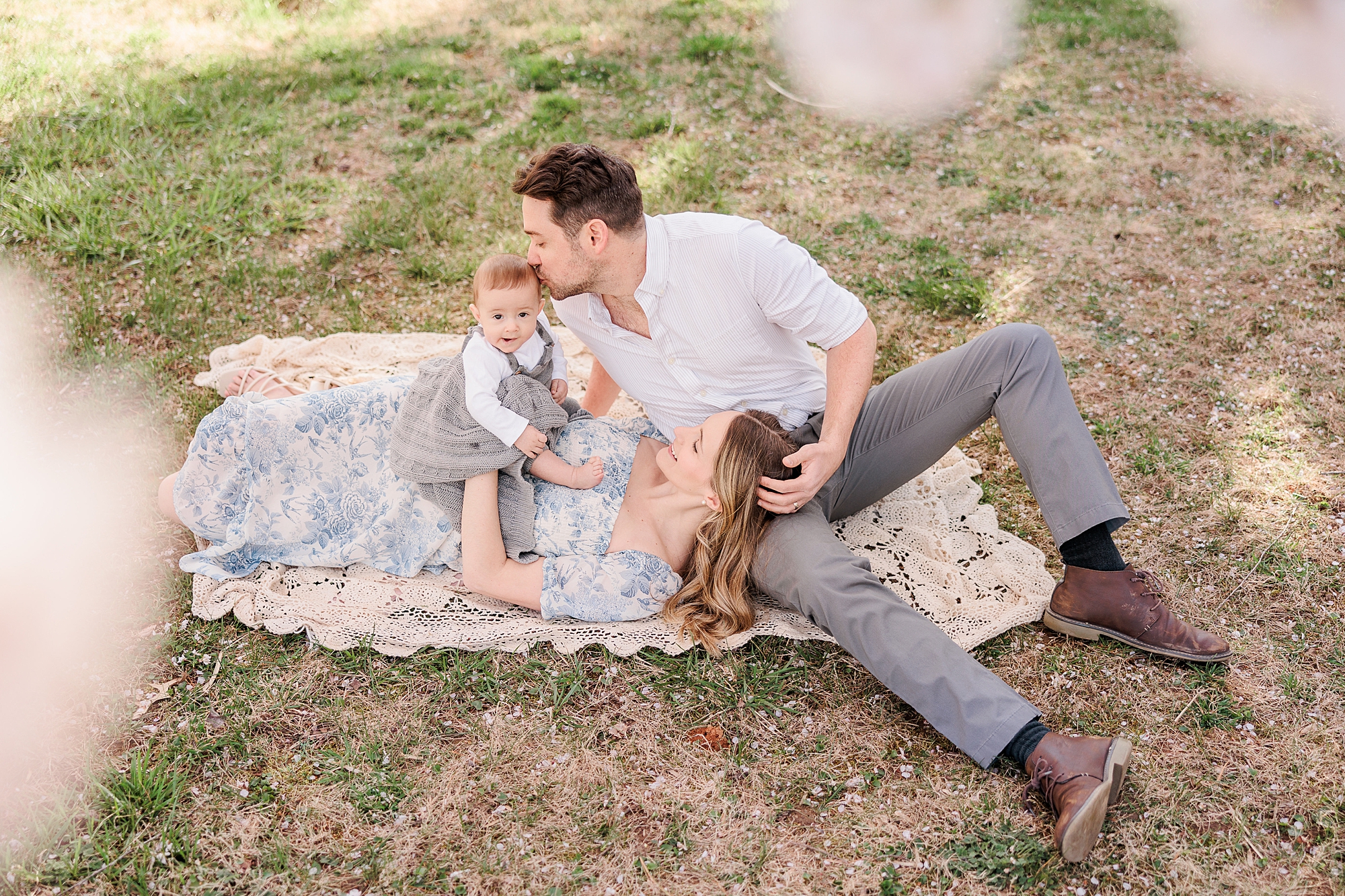 How to Get Light and Airy Photos: 3 tips to create timeless family photos with DMV family photographer Christina Tundo Photography