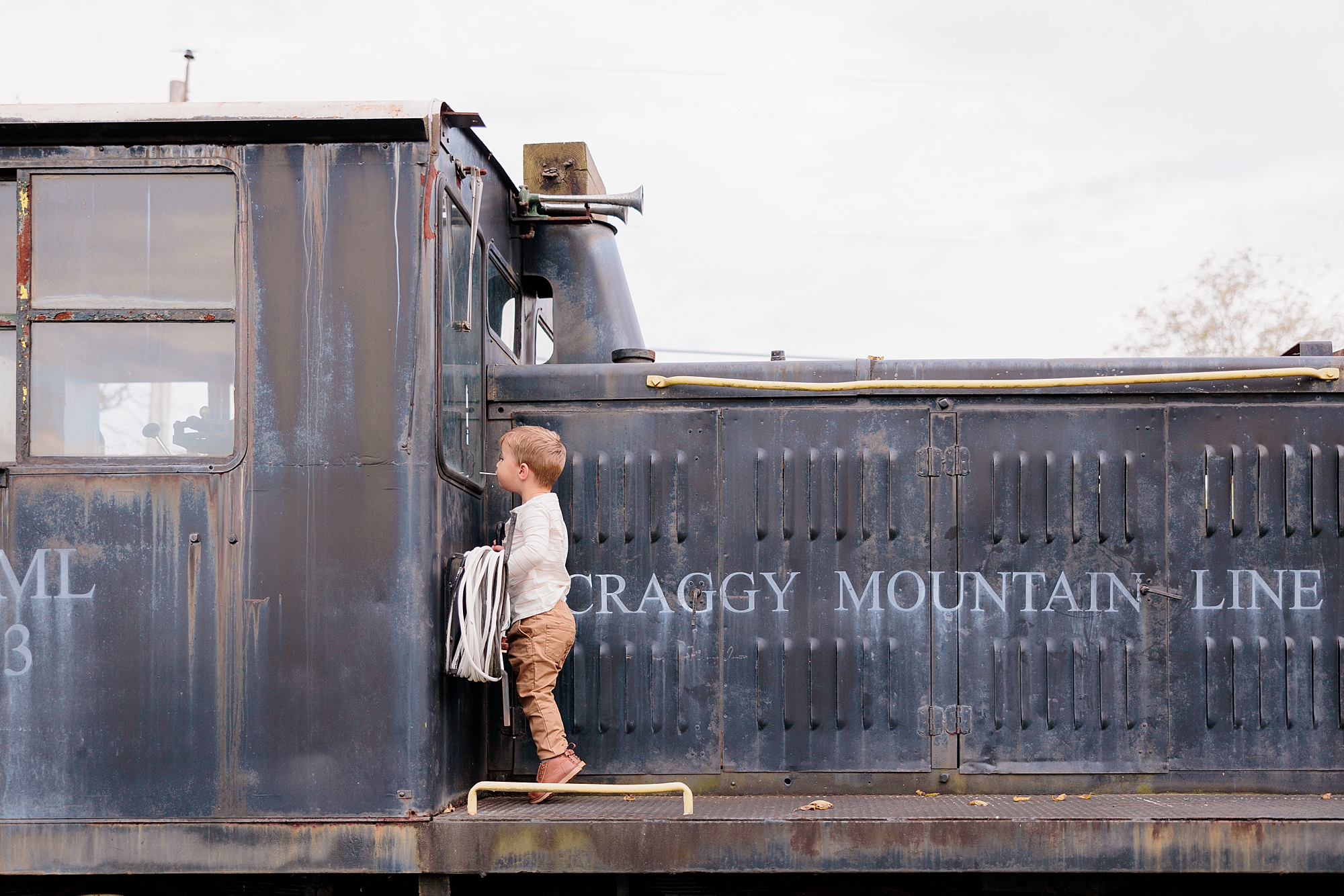 Celebrating neurodivergent families: creating a comfortable and inclusive photography experience with DC and Maryland Family Photographer Christina Tundo Photography 